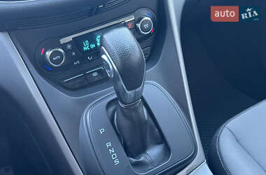 Внедорожник / Кроссовер Ford Escape 2014 в 
