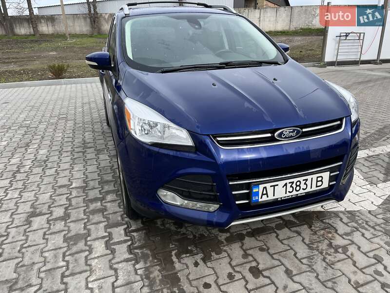 Внедорожник / Кроссовер Ford Escape 2013 в Ромнах