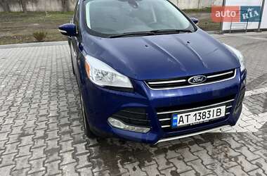 Внедорожник / Кроссовер Ford Escape 2013 в 