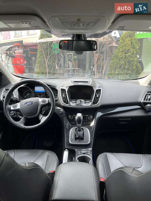 Внедорожник / Кроссовер Ford Escape 2013 в Ромнах
