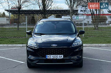 Внедорожник / Кроссовер Ford Escape 2020 в 