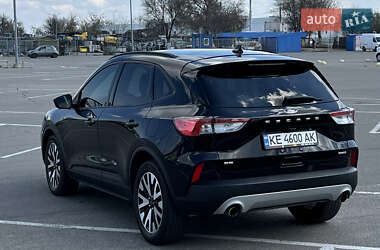 Внедорожник / Кроссовер Ford Escape 2020 в 