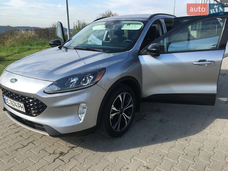 Ford Escape 2021
