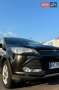 Внедорожник / Кроссовер Ford Escape 2014 в 