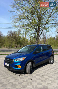 Позашляховик / Кросовер Ford Escape 2017 в 