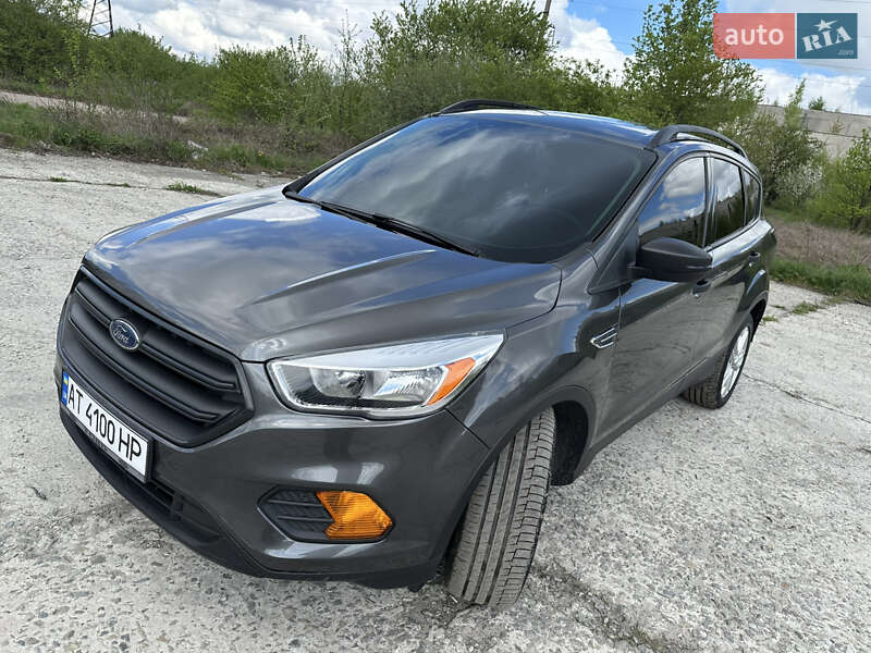 Внедорожник / Кроссовер Ford Escape 2016 в Коломые