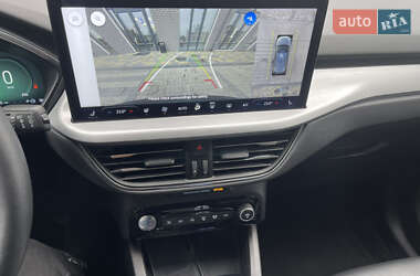 Внедорожник / Кроссовер Ford Escape 2023 в 