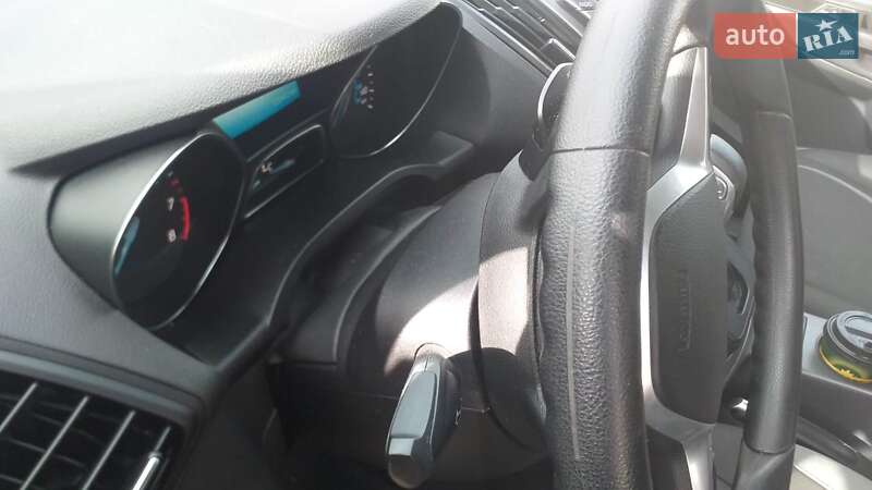 Внедорожник / Кроссовер Ford Escape 2015 в Чорткове фото 7 Внедорожник / Кроссовер Ford Escape 2015 в Чорткове