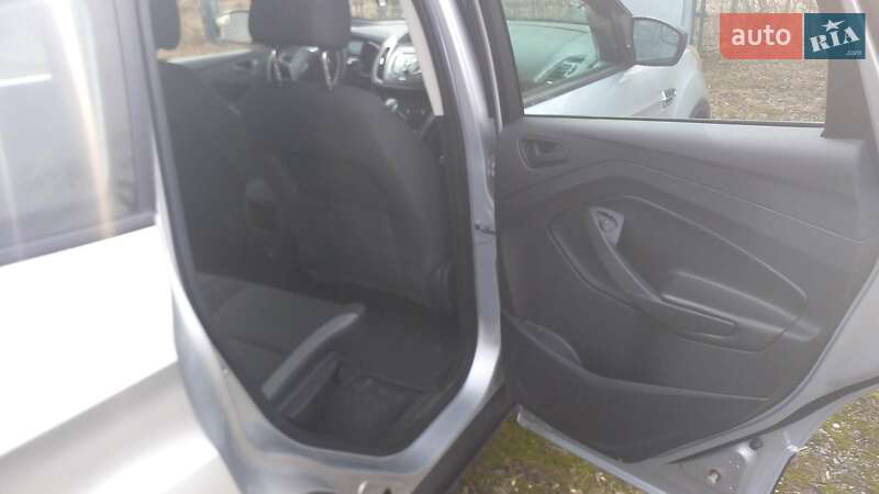 Внедорожник / Кроссовер Ford Escape 2015 в Чорткове фото 10 Внедорожник / Кроссовер Ford Escape 2015 в Чорткове