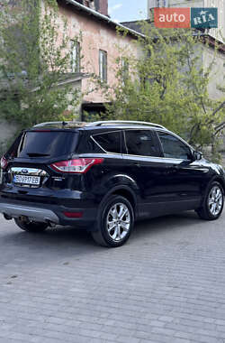 Внедорожник / Кроссовер Ford Escape 2015 в 