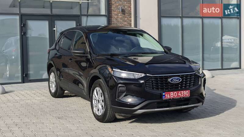 Внедорожник / Кроссовер Ford Escape 2023 в Тернополе
