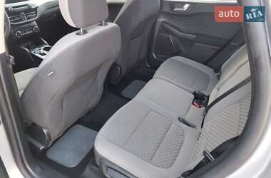 Внедорожник / Кроссовер Ford Escape 2019 в 