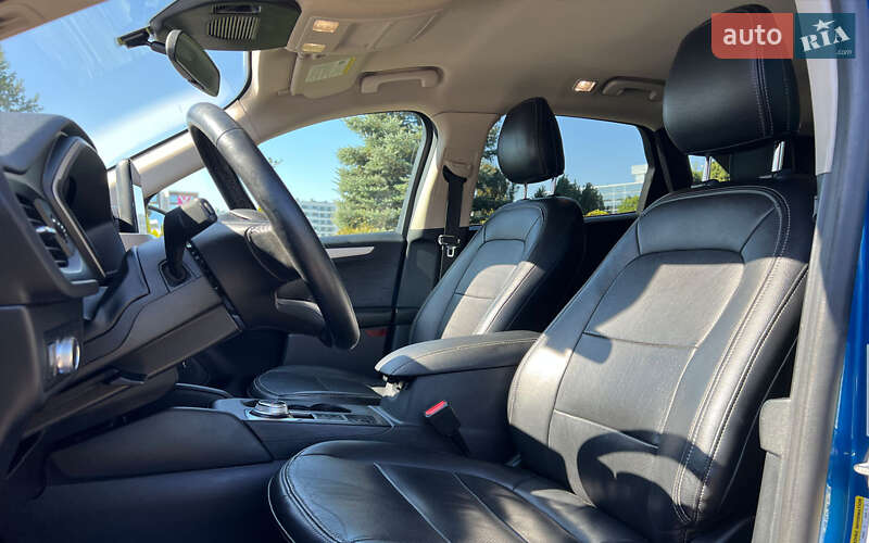 Позашляховик / Кросовер Ford Escape 2020 в Львові