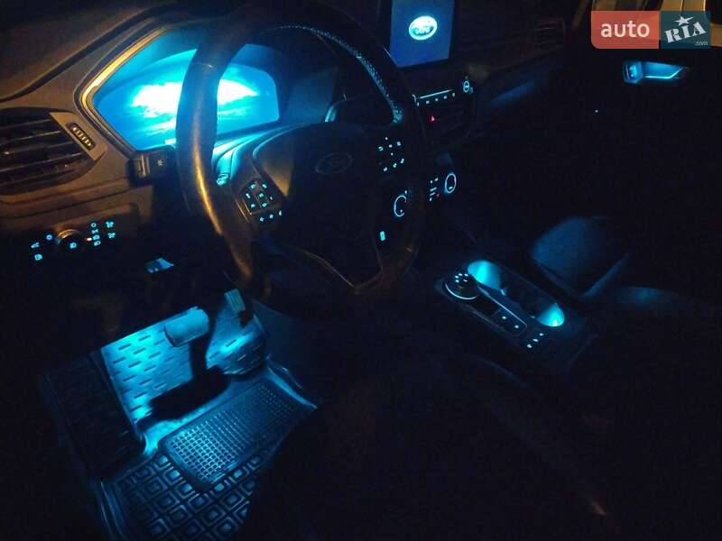 Внедорожник / Кроссовер Ford Escape 2020 в Киеве фото 98 Внедорожник / Кроссовер Ford Escape 2020 в Киеве