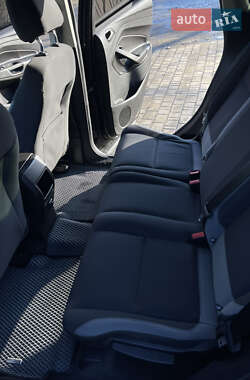 Позашляховик / Кросовер Ford Escape 2014 в 