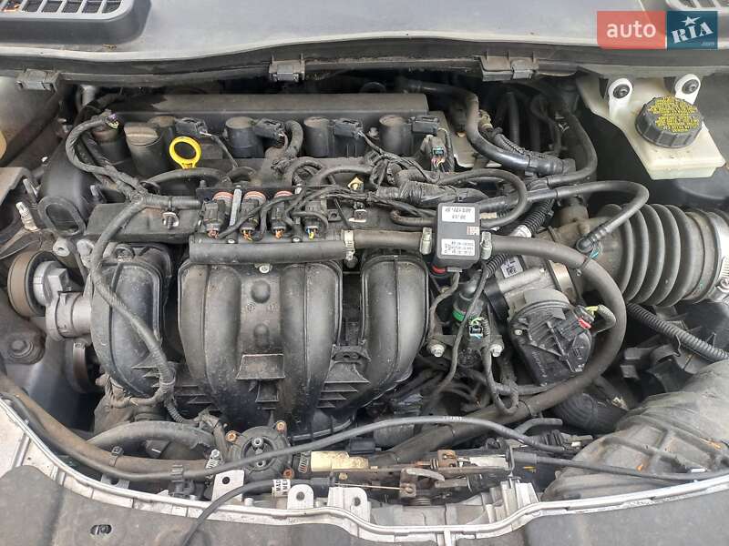 Внедорожник / Кроссовер Ford Escape 2016 в Броварах