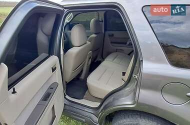 Внедорожник / Кроссовер Ford Escape 2011 в 