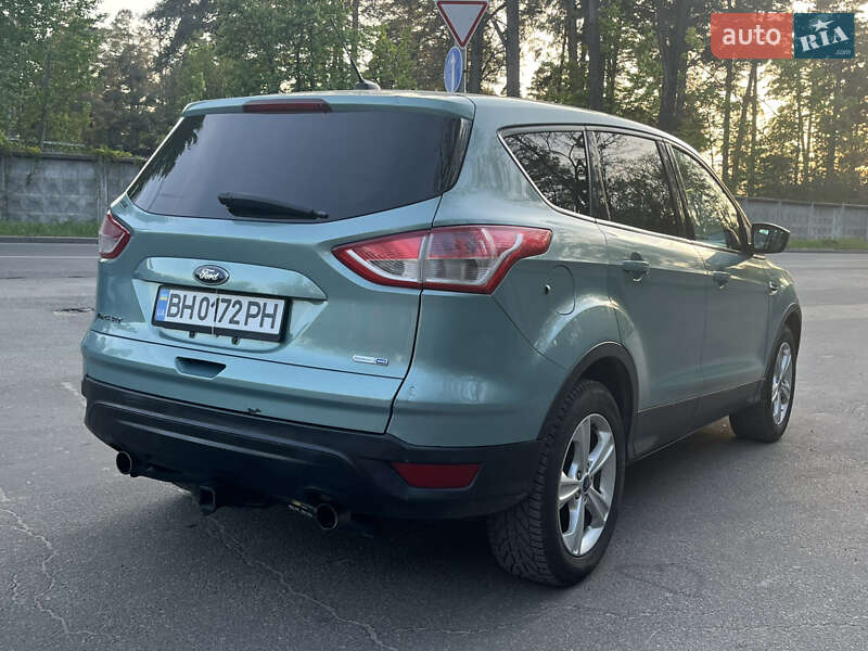 Внедорожник / Кроссовер Ford Escape 2012 в Киеве