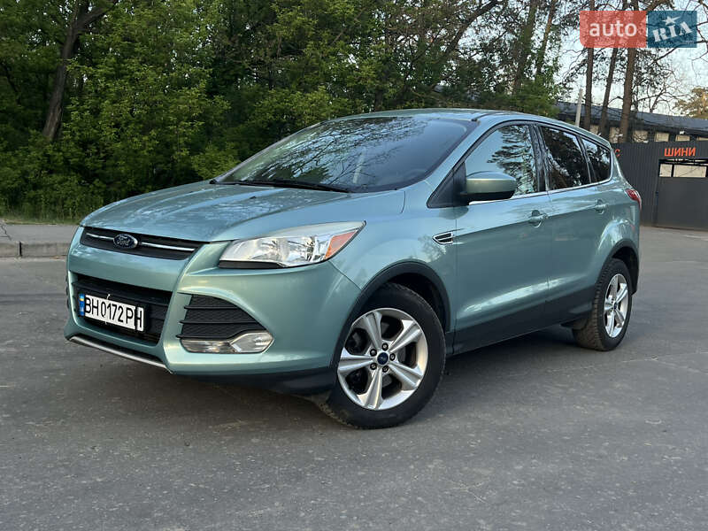 Внедорожник / Кроссовер Ford Escape 2012 в Киеве