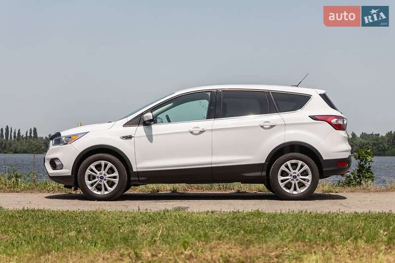 Внедорожник / Кроссовер Ford Escape 2016 в Львове фото 5 Внедорожник / Кроссовер Ford Escape 2016 в Львове
