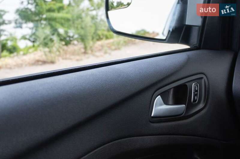 Внедорожник / Кроссовер Ford Escape 2016 в Львове фото 14 Внедорожник / Кроссовер Ford Escape 2016 в Львове