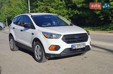 Позашляховик / Кросовер Ford Escape 2017 в 