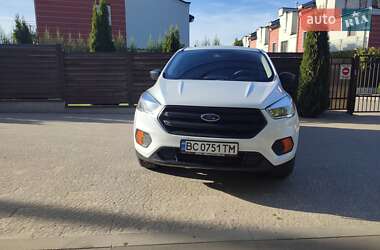 Позашляховик / Кросовер Ford Escape 2017 в 