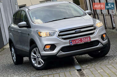 Позашляховик / Кросовер Ford Escape 2019 в Дрогобичі