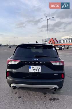 Внедорожник / Кроссовер Ford Escape 2021 в 