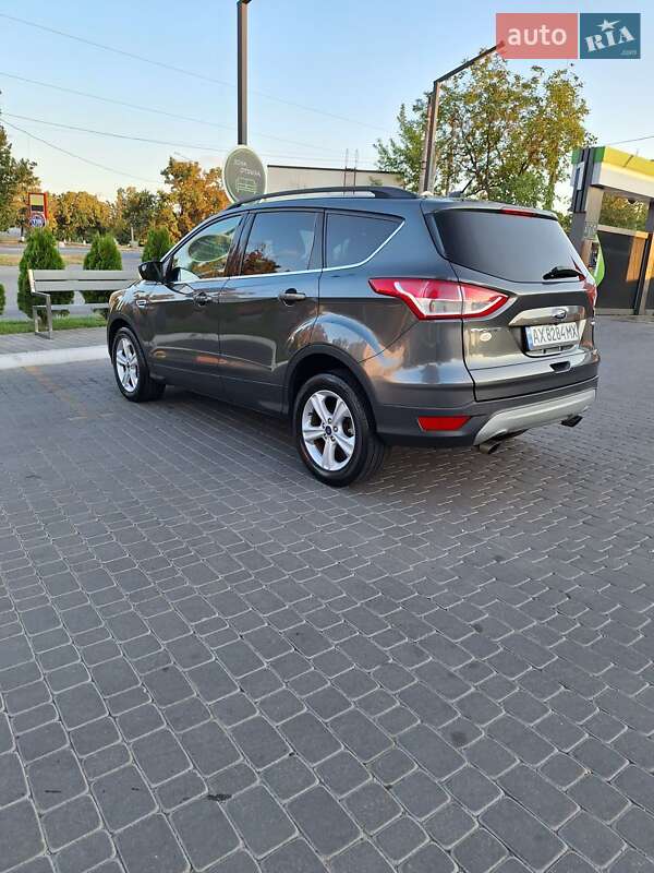 Внедорожник / Кроссовер Ford Escape 2015 в Харькове