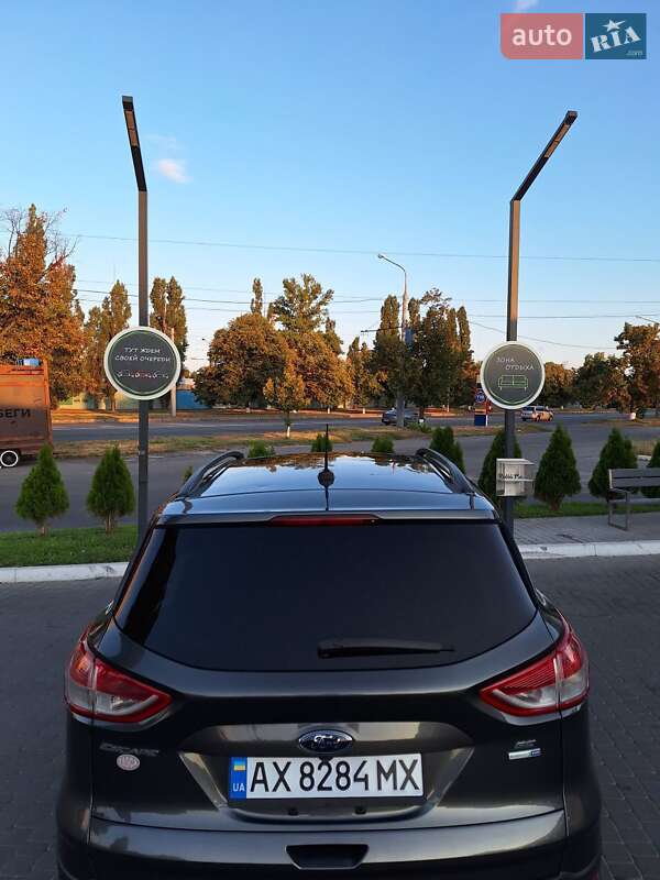 Внедорожник / Кроссовер Ford Escape 2015 в Харькове