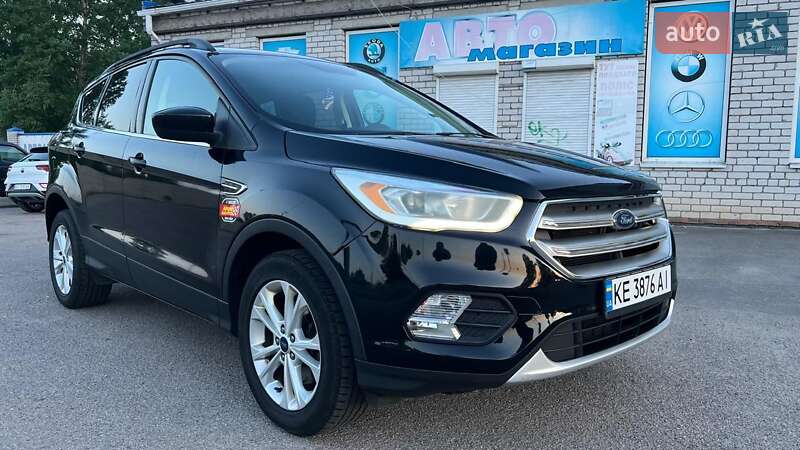 Внедорожник / Кроссовер Ford Escape 2016 в Днепре