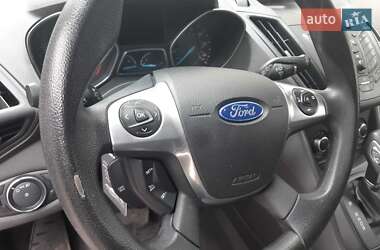 Внедорожник / Кроссовер Ford Escape 2014 в 