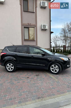 Внедорожник / Кроссовер Ford Escape 2015 в 