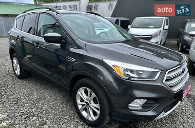 Внедорожник / Кроссовер Ford Escape 2018 в Полтаве