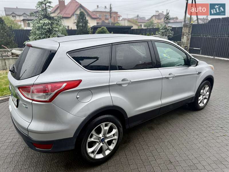 Позашляховик / Кросовер Ford Escape 2013 в Львові