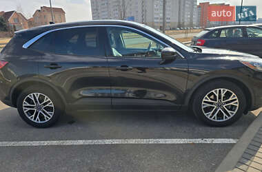 Внедорожник / Кроссовер Ford Escape 2022 в 