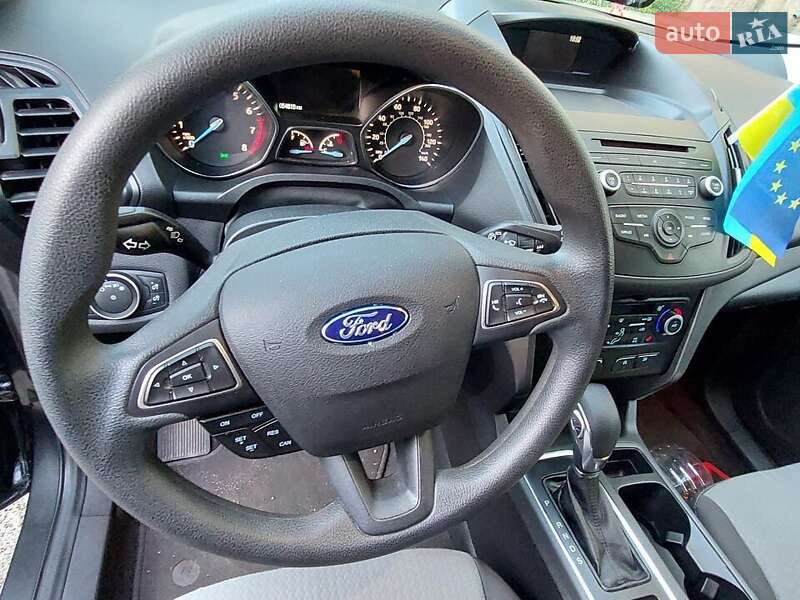 Внедорожник / Кроссовер Ford Escape 2018 в Львове
