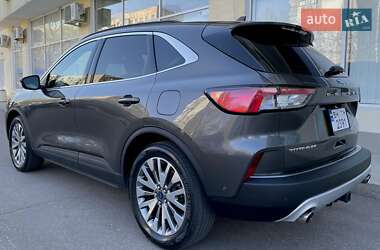 Внедорожник / Кроссовер Ford Escape 2020 в Одессе
