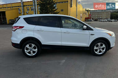 Позашляховик / Кросовер Ford Escape 2012 в 