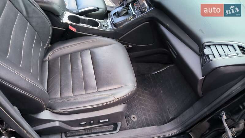 Внедорожник / Кроссовер Ford Escape 2015 в Ровно фото 23 Внедорожник / Кроссовер Ford Escape 2015 в Ровно