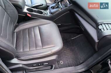 Внедорожник / Кроссовер Ford Escape 2015 в 