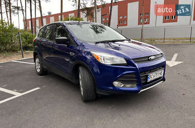 Внедорожник / Кроссовер Ford Escape 2014 в 
