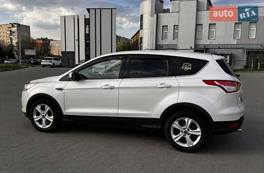Внедорожник / Кроссовер Ford Escape 2014 в 