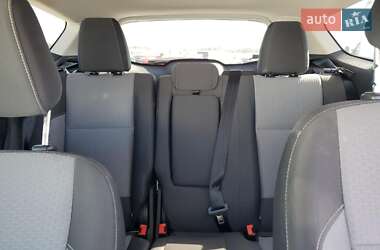 Внедорожник / Кроссовер Ford Escape 2018 в 