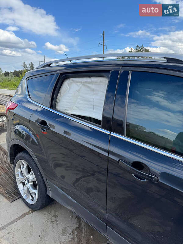 Внедорожник / Кроссовер Ford Escape 2015 в Киеве
