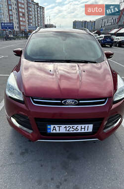 Внедорожник / Кроссовер Ford Escape 2015 в 