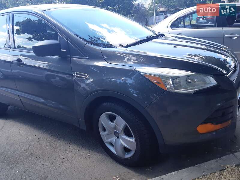 Позашляховик / Кросовер Ford Escape 2015 в Одесі