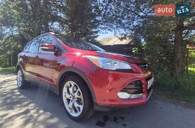 Внедорожник / Кроссовер Ford Escape 2013 в 