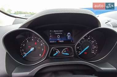 Внедорожник / Кроссовер Ford Escape 2016 в 